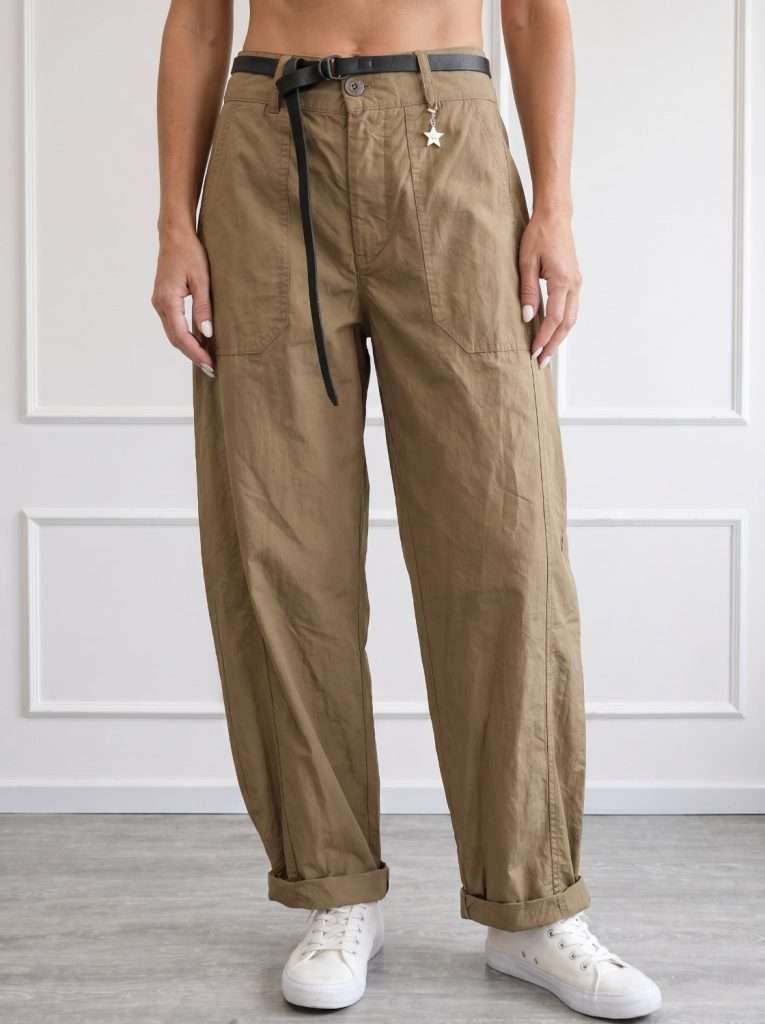 Pantalone elegante da donna Susy Mix color cammello con cintura a contrasto