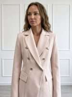 Giacca doppiopetto elegante donna Chiara Bruni color cipria dal taglio sartoriale