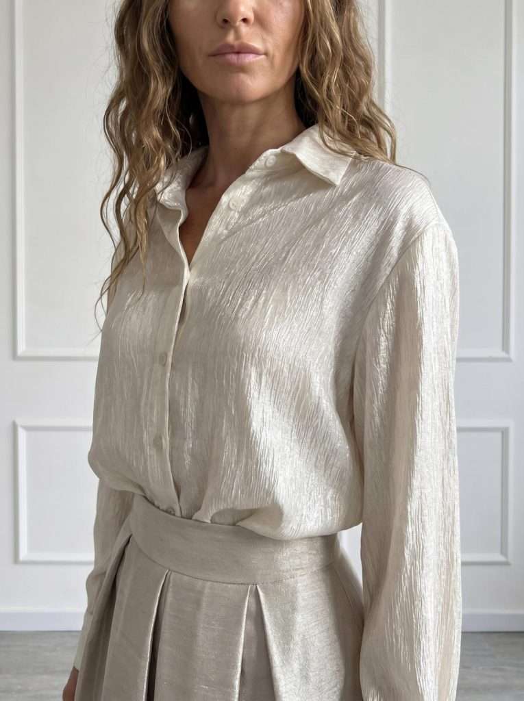Camicia elegante da donna Antonello Serio effetto satinato color panna
