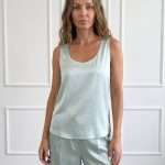 Top elegante da donna Operà Fashion in raso stretch azzurro chiaro