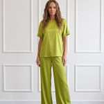 Completo donna elegante Chiara Bruni con blusa e pantalone a gamba ampia