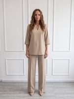 Completo donna elegante Chiara Bruni con blusa morbida e pantalone a gamba ampia