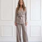 Completo donna elegante sartoriale Chiara Bruni con giacca e pantalone a gamba ampia