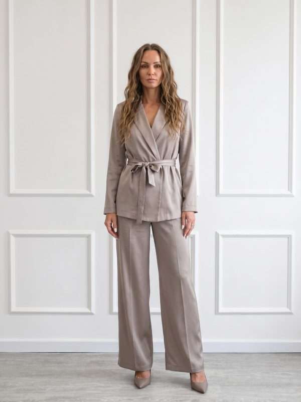 Completo donna elegante sartoriale Chiara Bruni con giacca e pantalone a gamba ampia
